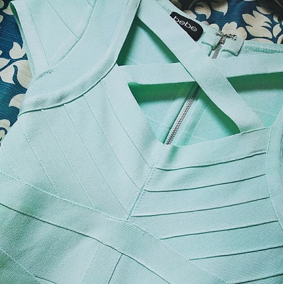 Baby Blue/light turquoise Bebe Bandage dress - Picture 2 of 4